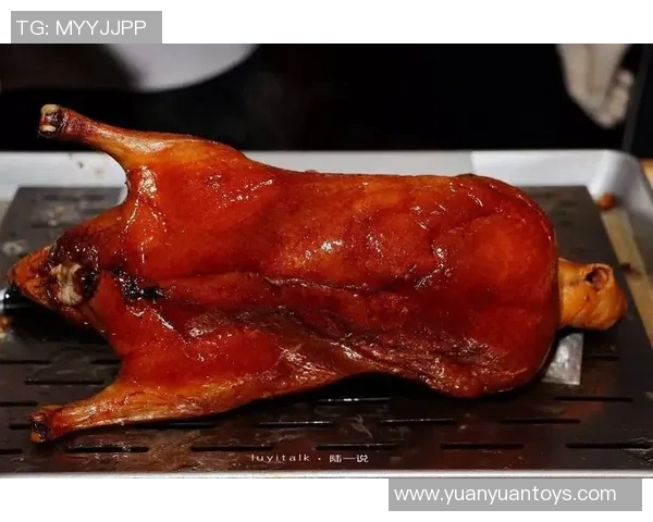 足球巨星聚餐趣事曝光 众人惊叹他独爱烧鸭展现地道中国味